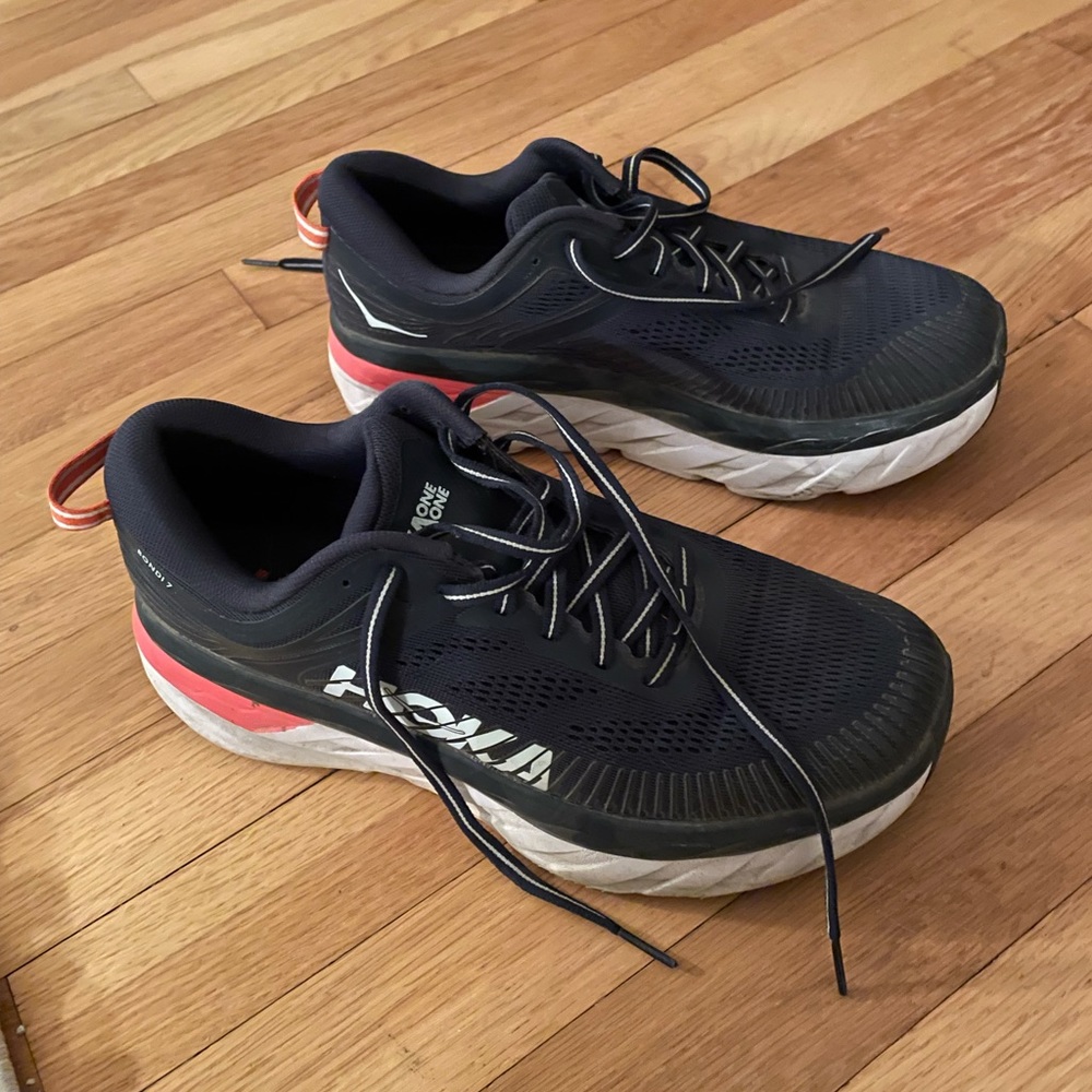 Hoka One One Bondi 7